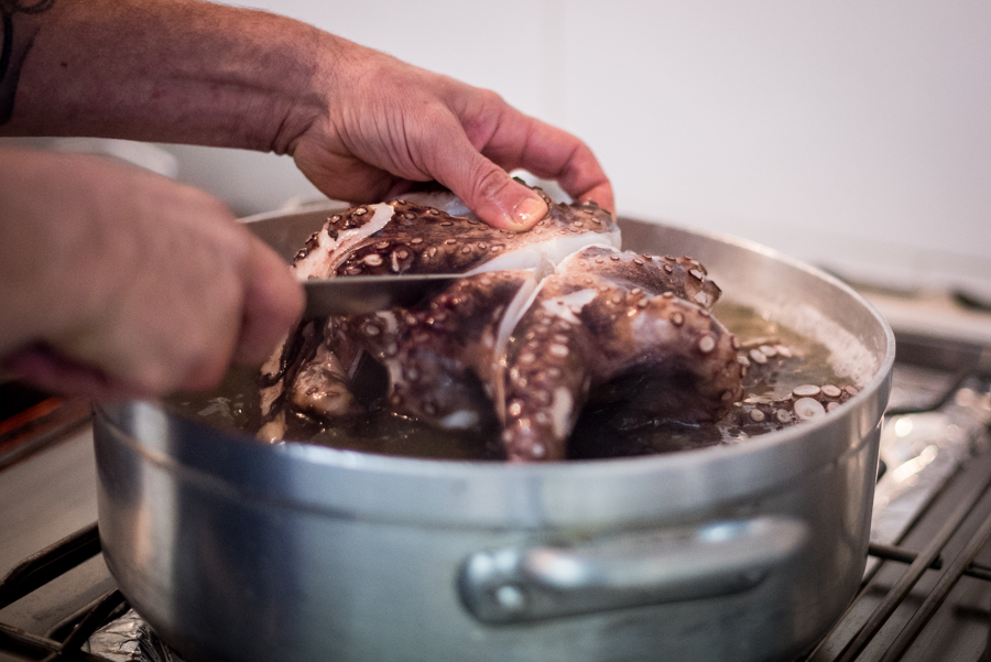 cuisiner le poulpe un travail précis